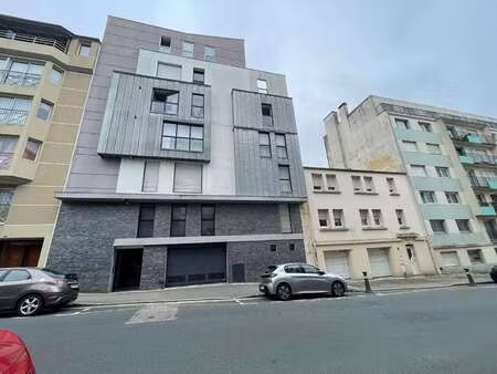 location appartement 2 pièces à brest (29200) : à louer 2 pièces / 44m² brest