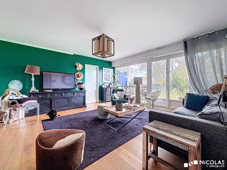 appartement lumineux 117m² – résidence calme