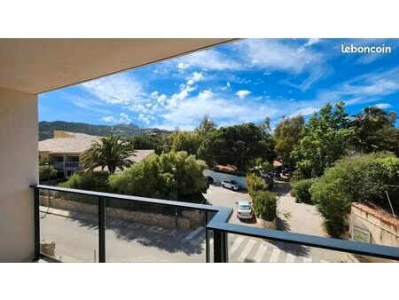 calvi t3 neuf 57m2 - dernier étage - terrasse- garage fermé