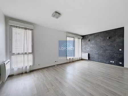 cergy (95) - appartement trois pieces avec une belle terrasse + parking