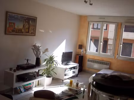 location appartement 1 pièce 37 m² à chambéry (73000)