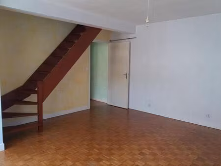 f2 - 56m ²