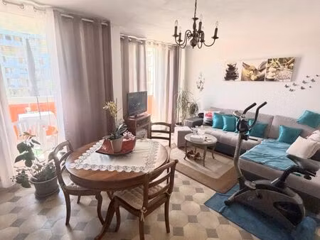 appartement à marignane (13700)