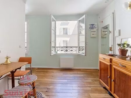 deux-pièces plein de charme aux portes du marais