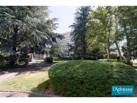 vente appartement 4 pièces  82.00m²  reims