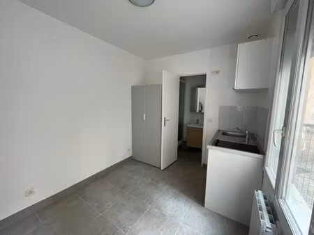 studio meuble - metro barbara