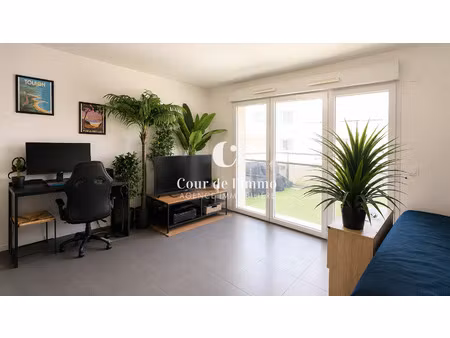 valleiry - studio 28m2 pour investisseurs a vendre