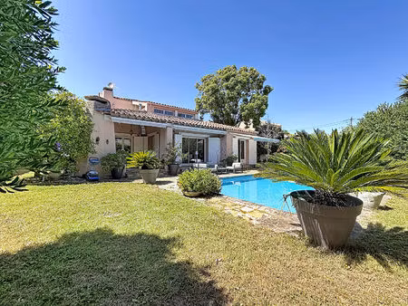 maison marseille 7 pièce(s) 2 m2