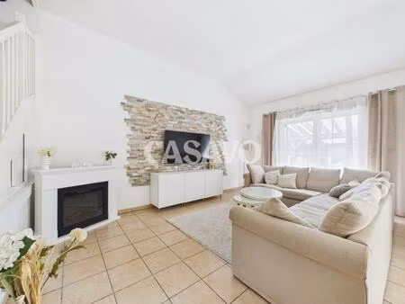 vente maison 5 pièces de 89m² - 69200 vénissieux