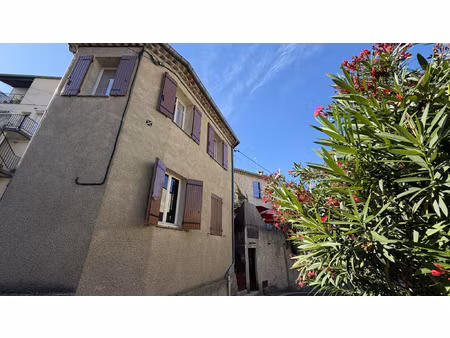 maison de village avec garage