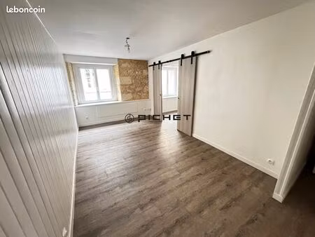 appartement 3 pièces 66 m²