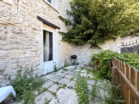 appartement t3 proche senlis avec extérieur et place de park