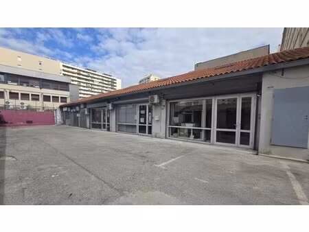 vente commerce toulon 83000 438m²