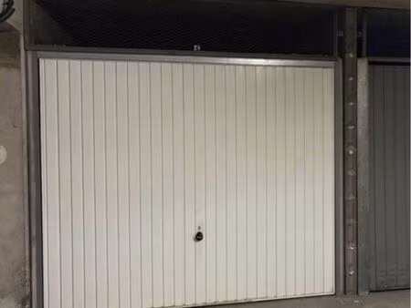 garage spacieux 7eme marseille