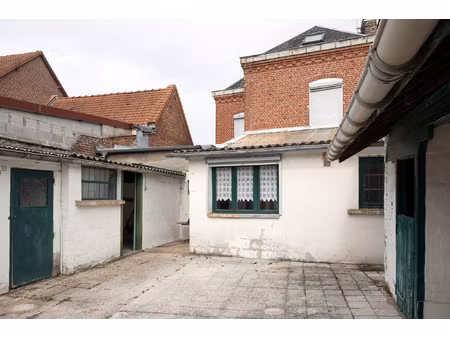 maison de ville entre le centre-ville et le chu sud