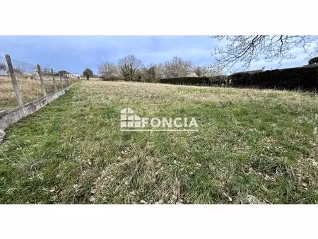 a vendre terrain constructible à saix