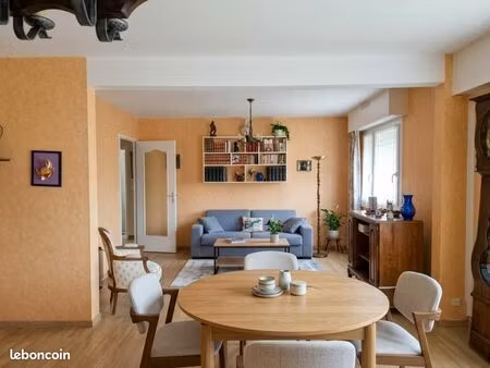 appartement 4 pièces 94 m²