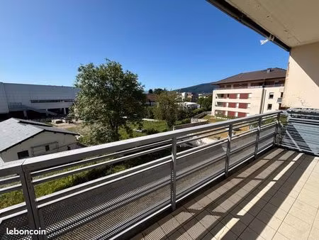t2 ville la grand proche ceva
