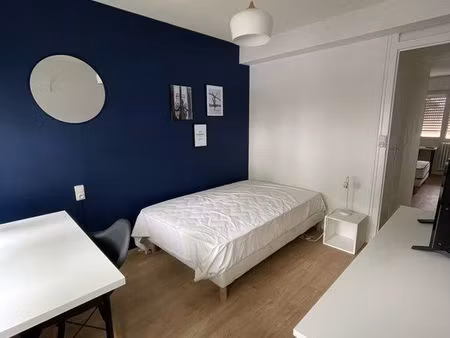chambre meublée - proche uco/esa