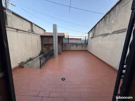 mourepiane studio avec grande terrasse