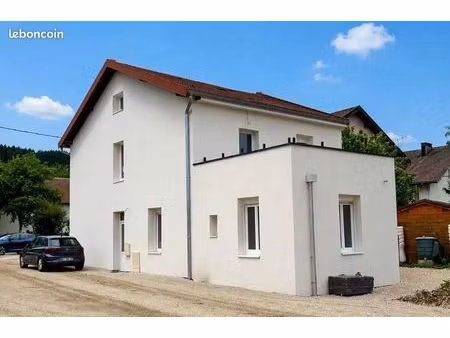 magnifique duplex t4 neuf de 76 m² ( 93 m² surface au sol)