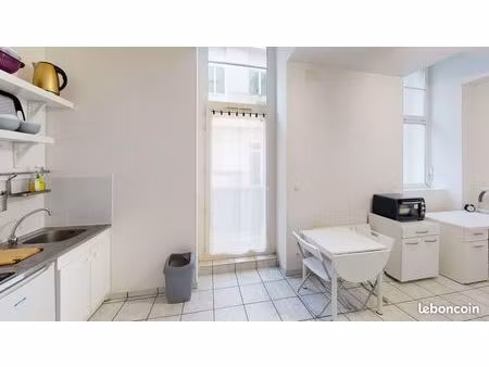 studio 1 pièce 20 m²