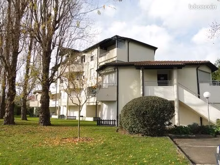 studio calme 32m2 proche lac de christus et lycée haroun tazieff