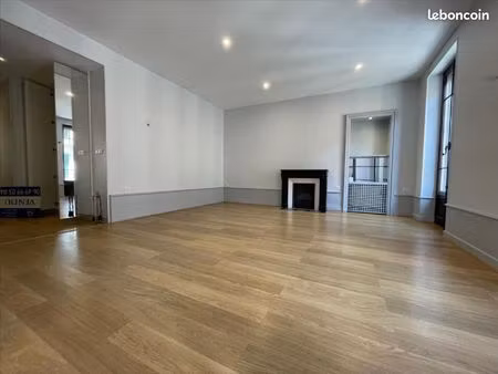 t2 80 m² chambéry centre