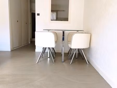 studio meublé de 25 m² – hypercentre épinal