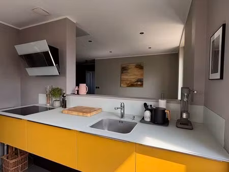 appartement lumineux au calme proche du centre de limas