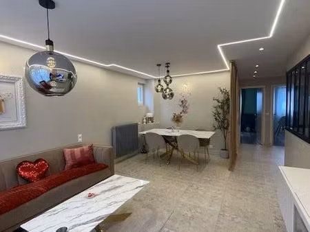 appartement 3 pièces 69 m²