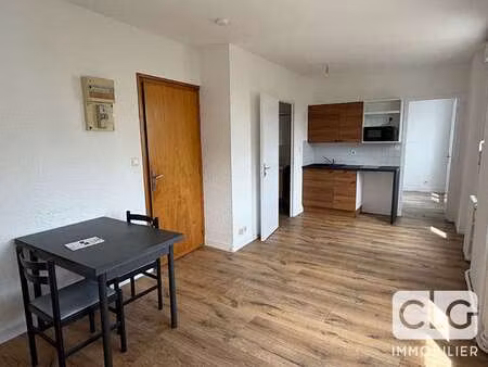 location appartement 2 pièces à quimper (29000) : à louer 2 pièces / 32m² quimper