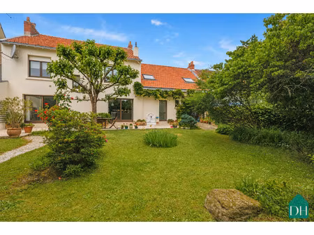vente maison à nantes saint-felix (44000) : à vendre / 181m² nantes saint-felix