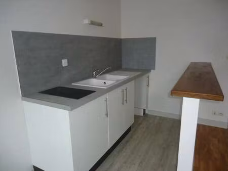 location appartement 3 pièces à gournay-en-bray (76220) : à louer 3 pièces / 54m² gournay-
