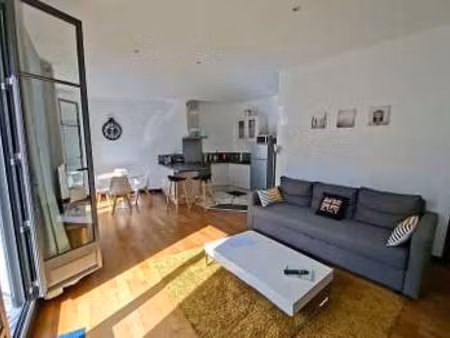 location appartement 2 pièces meublé à dinard (35800) : à louer 2 pièces meublé / 44m² din
