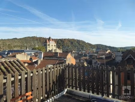 appartement t3 duplex meublé avec terrasse en centre ville