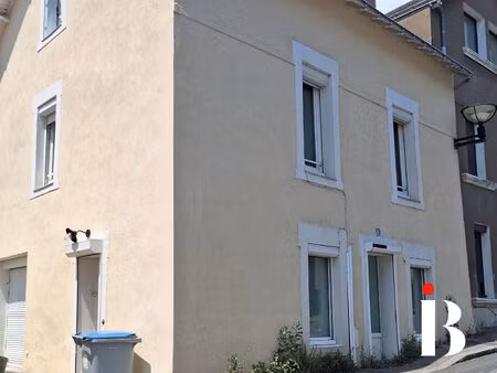 a 10 mn d'atlantis  maison de bourg 5 chambres