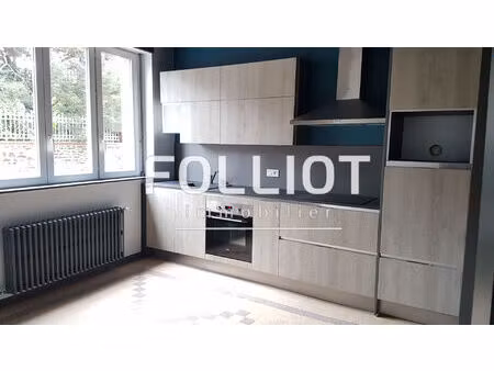 a louer belle maison 50000 saint-lô 5 chambres 150 m2