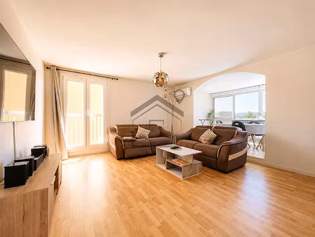 appartement t3 - loggia - ascenseur - vue dégagée - lumineux