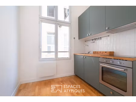 appartement traversant proche seine au coeur de la capitale