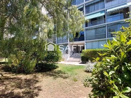 charmant studio à vendre à bandol