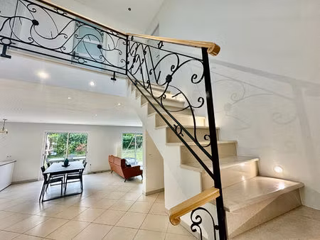 vente maison 6 pièces  146.00m²  donnery