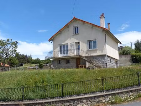 maison de caractère avec vue dégagée - 4 pièces - laussonne