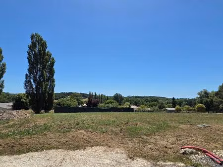 terrain viabilisé  libre constructeur