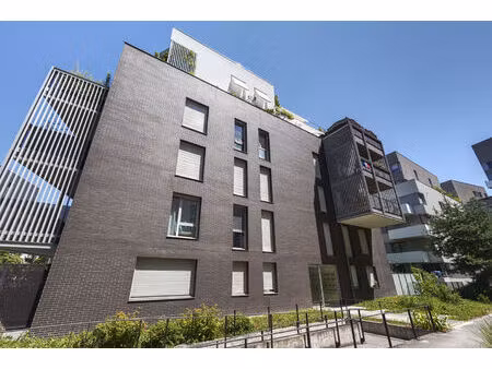 t3 de 65 m² résidence de standing avec terrasse exceptionnelle de 63 m²