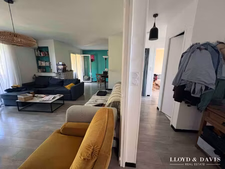 appartement traversant au dernier étage