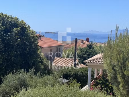 le brusc - vue mer