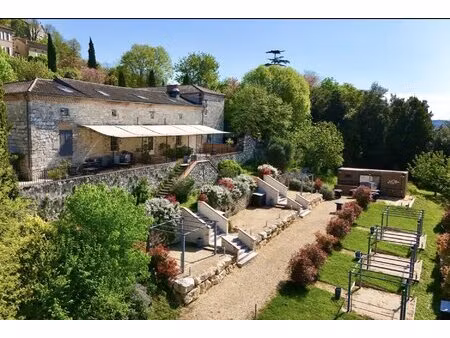 ensemble immobilier de caractère à penne-d’agenais – potentiel exceptionnel