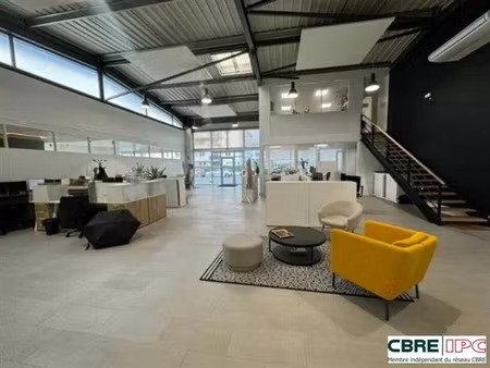 location bureau bayonne 873 m²