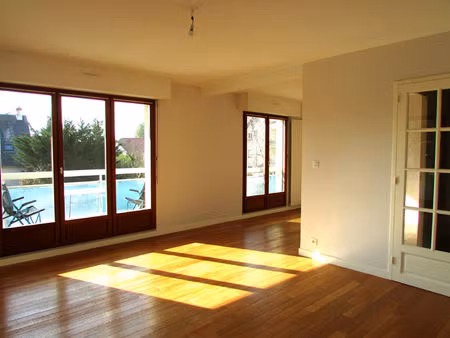 appartement rénové olivet 3 pièces avec balcon